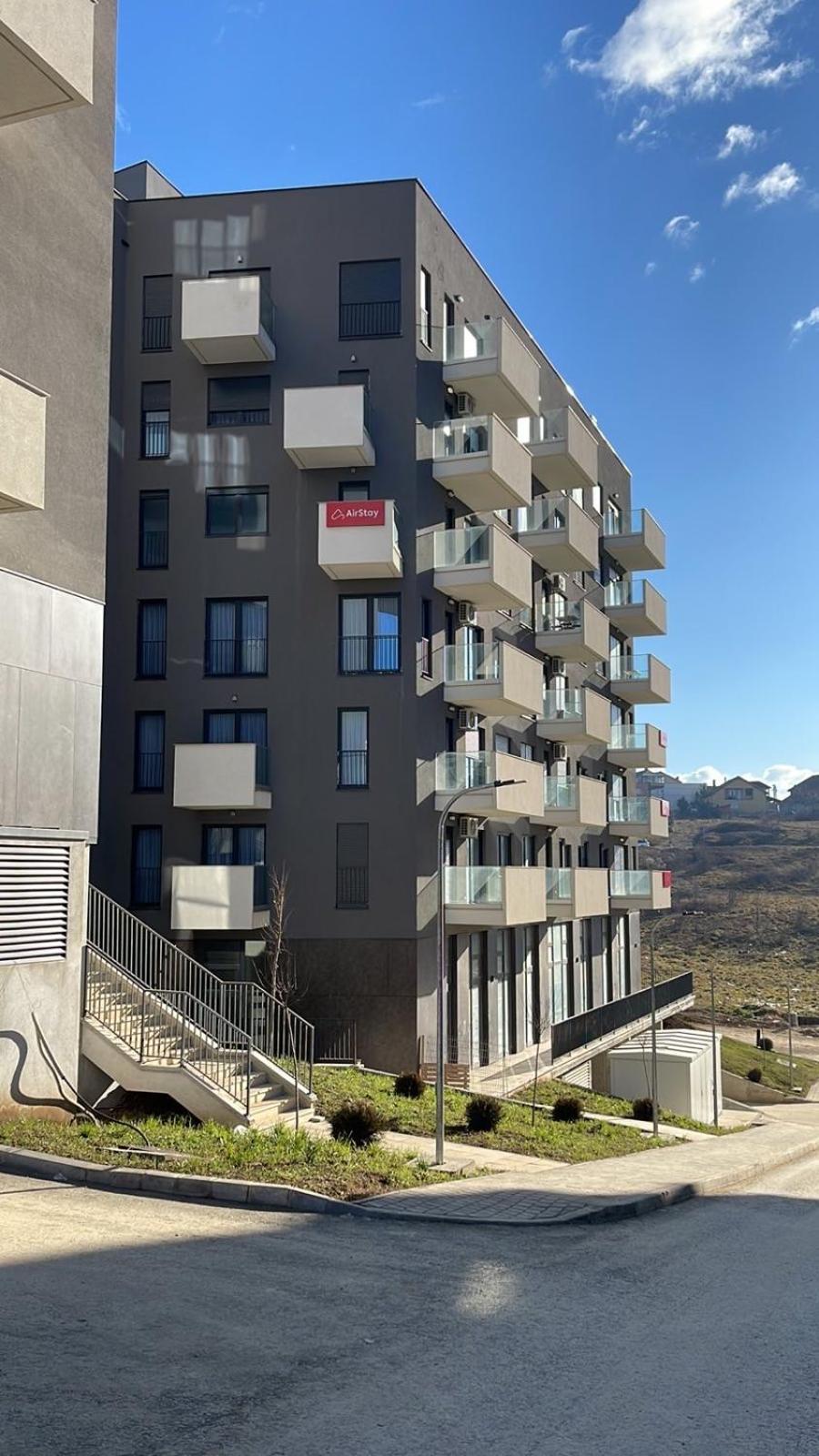 Airstay Pristina Eksteriør billede